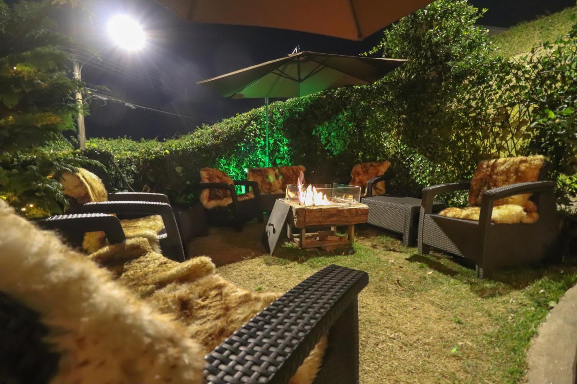 Pousada Campos Do Jordao Suites Екстер'єр фото